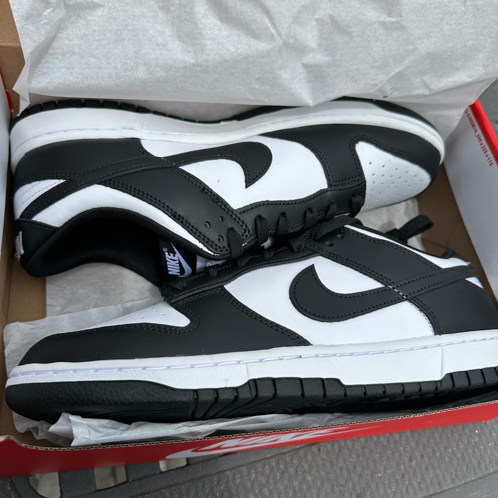 COPY - Nike Men's Panda dunks sz 12. Brand new never worn.